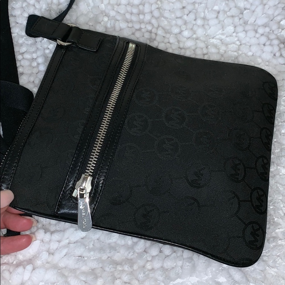 ❤️Michael Kors Crossbody Bag ❤️